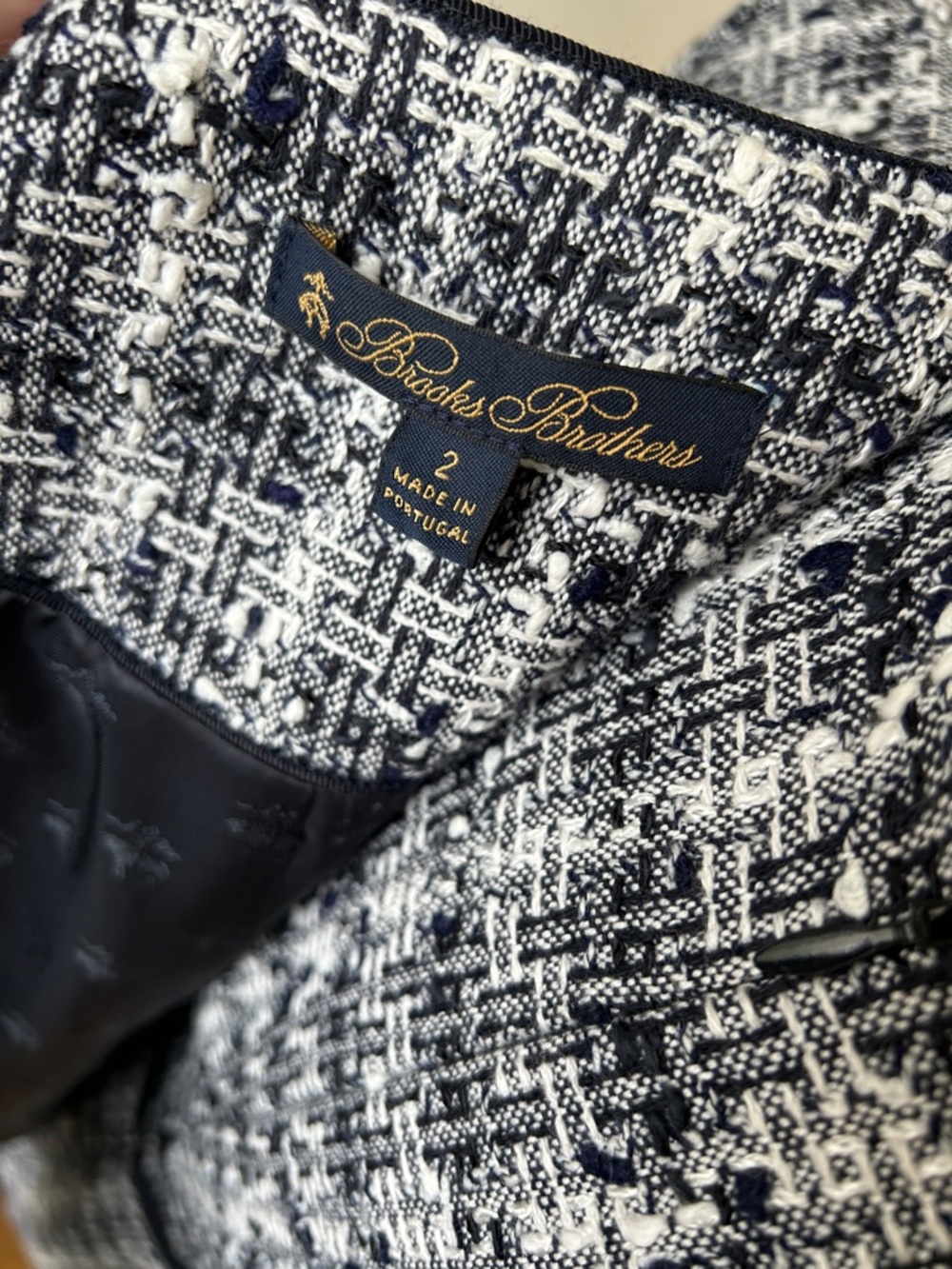 Brooks Brothers Black and White Tweed Jacket - Picture 5 of 7